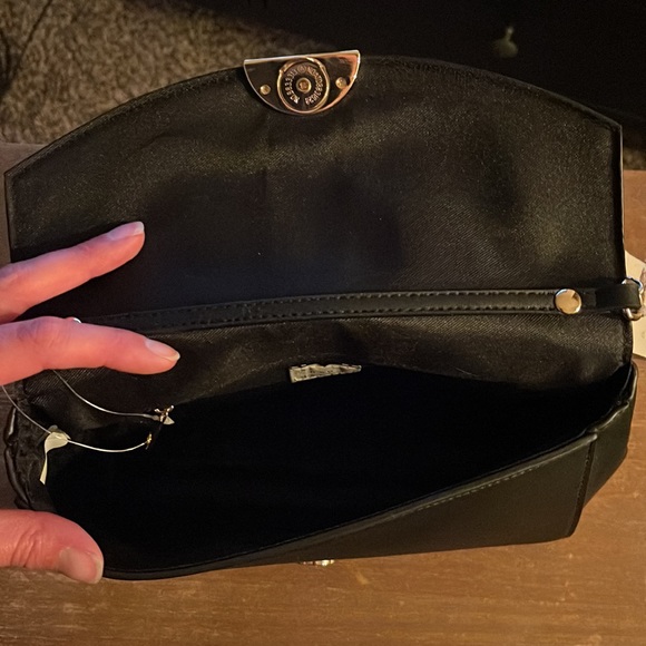 NWT Black Crossbody or Clutch Purse - Picture 7 of 8